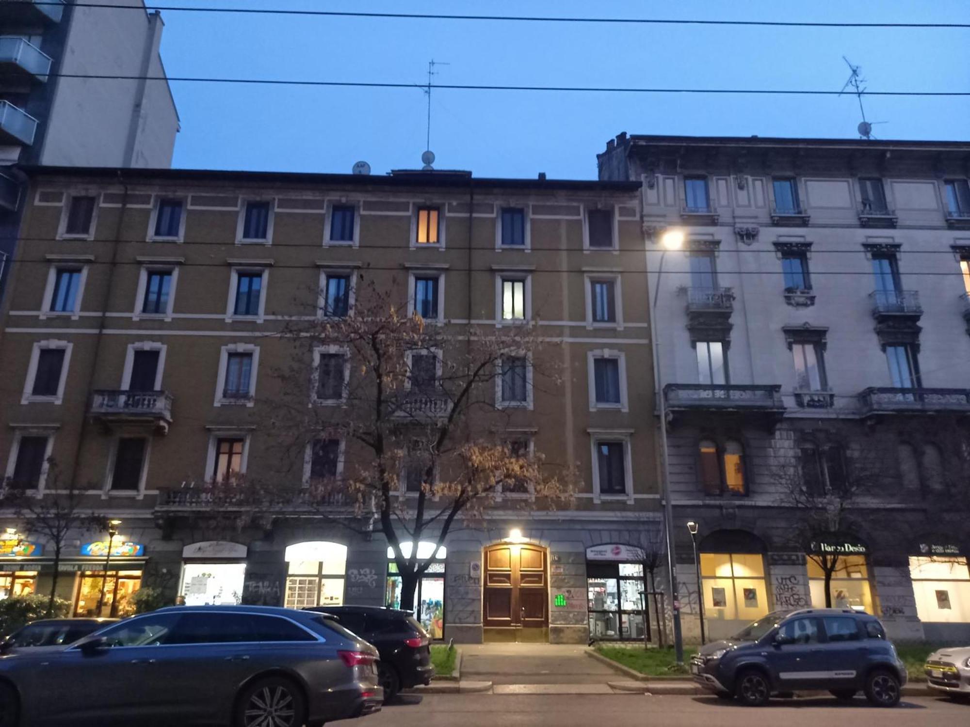 Comfortable Typical Old Style Appartement
